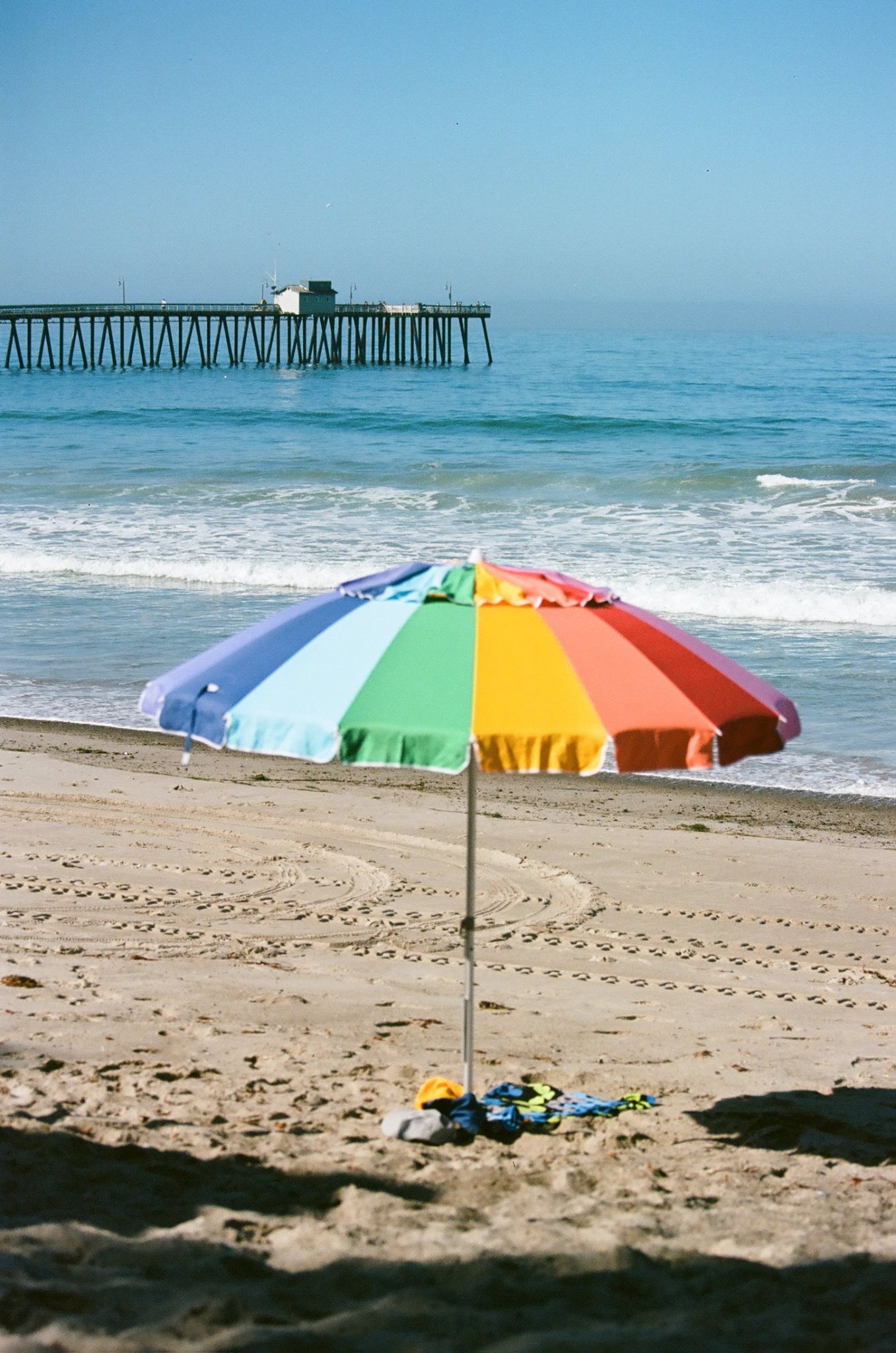 Ektar 100 Canon 1V — at San Clemente Beach and Pier